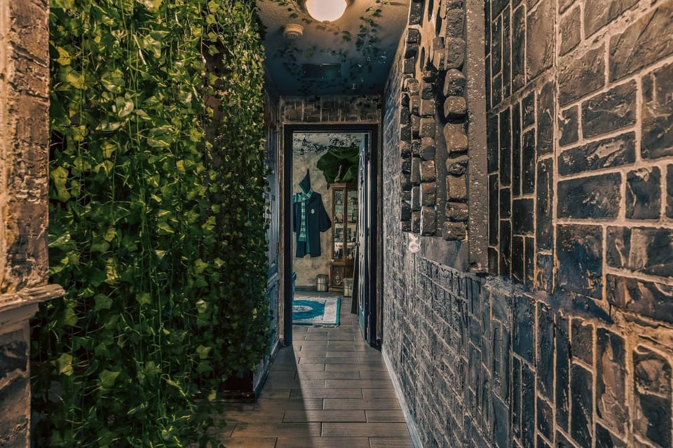 Stay at Hogwarts Harry Potter's Home, Free Parking, Pets Allowed House in Kissimmee