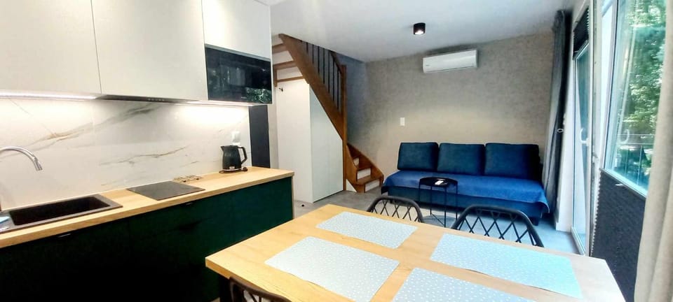 Communal lounge/ TV room, Kitchen or kitchenette, Living room, Dining area, minibar