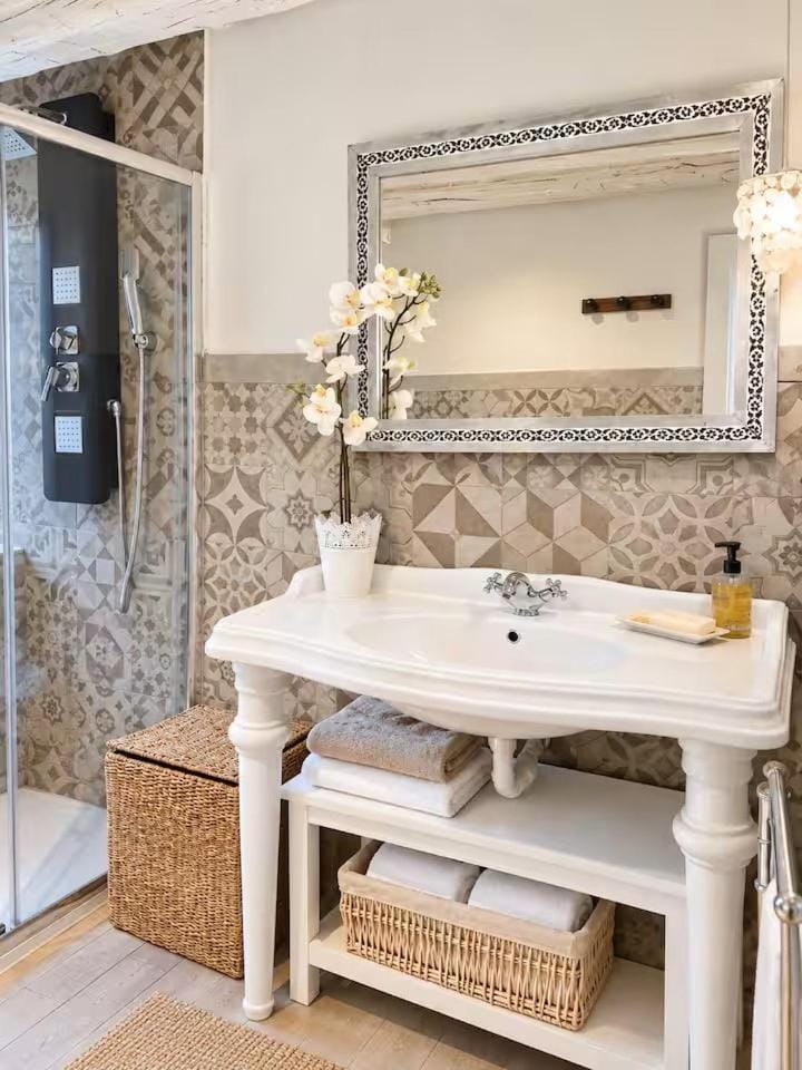 El 15 de Betren Casa aranesa con jacuzzi privado Vielha Baqueira House in Catalonia