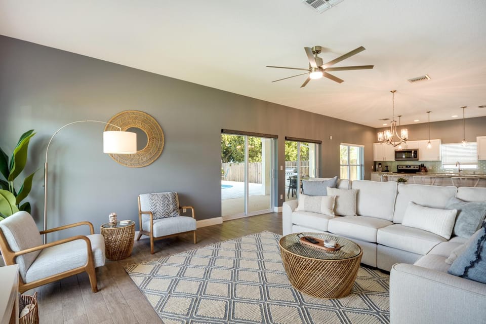 Florida Gem Saltwater Pool By Beaches and Kayaking! House in Jensen Beach