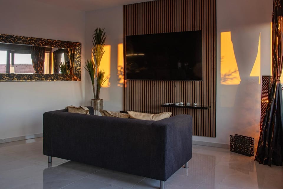 TV and multimedia, Living room, Photo of the whole room