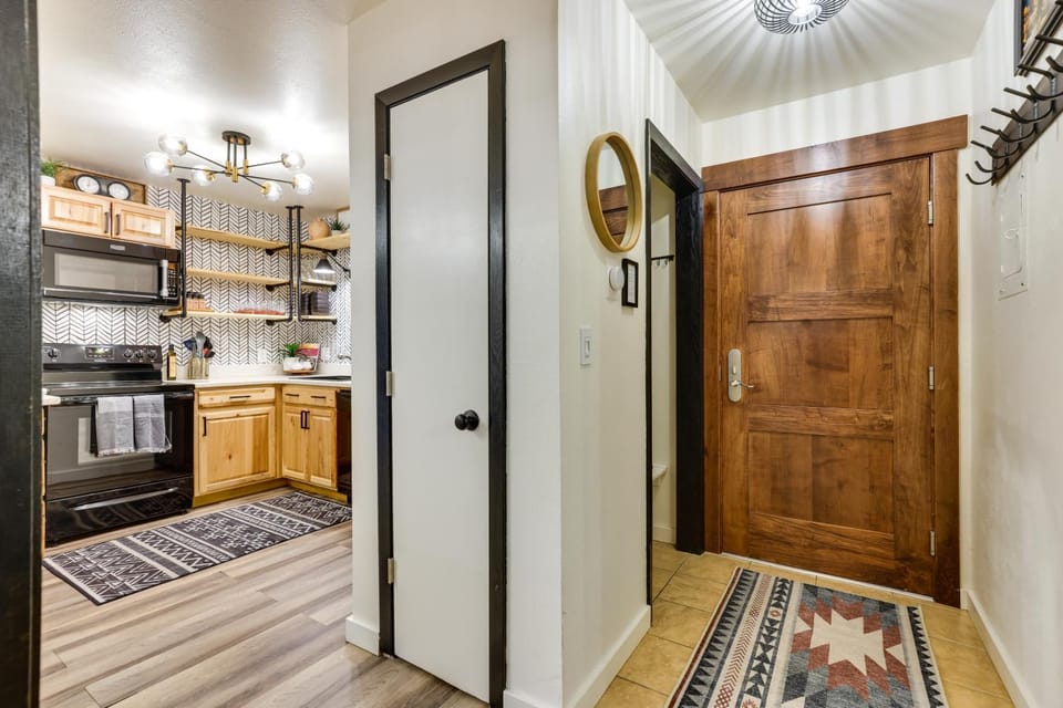 Pool + Ski-In Access: Copper Mountain Condo! House in Copper Mountain