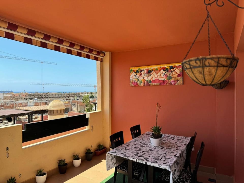 Balcony/Terrace, Dining area
