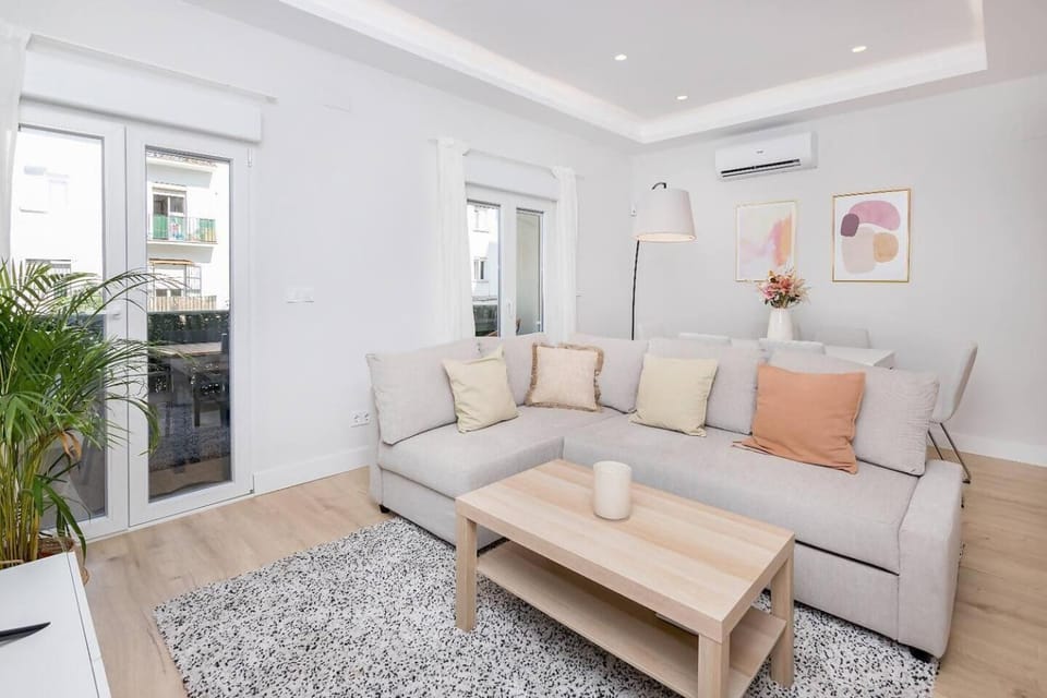 Lounge or bar