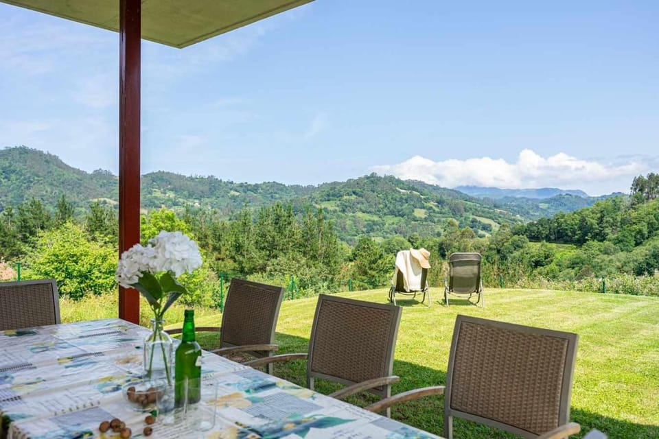 Casa Rural en Lucena Chalet in Asturias