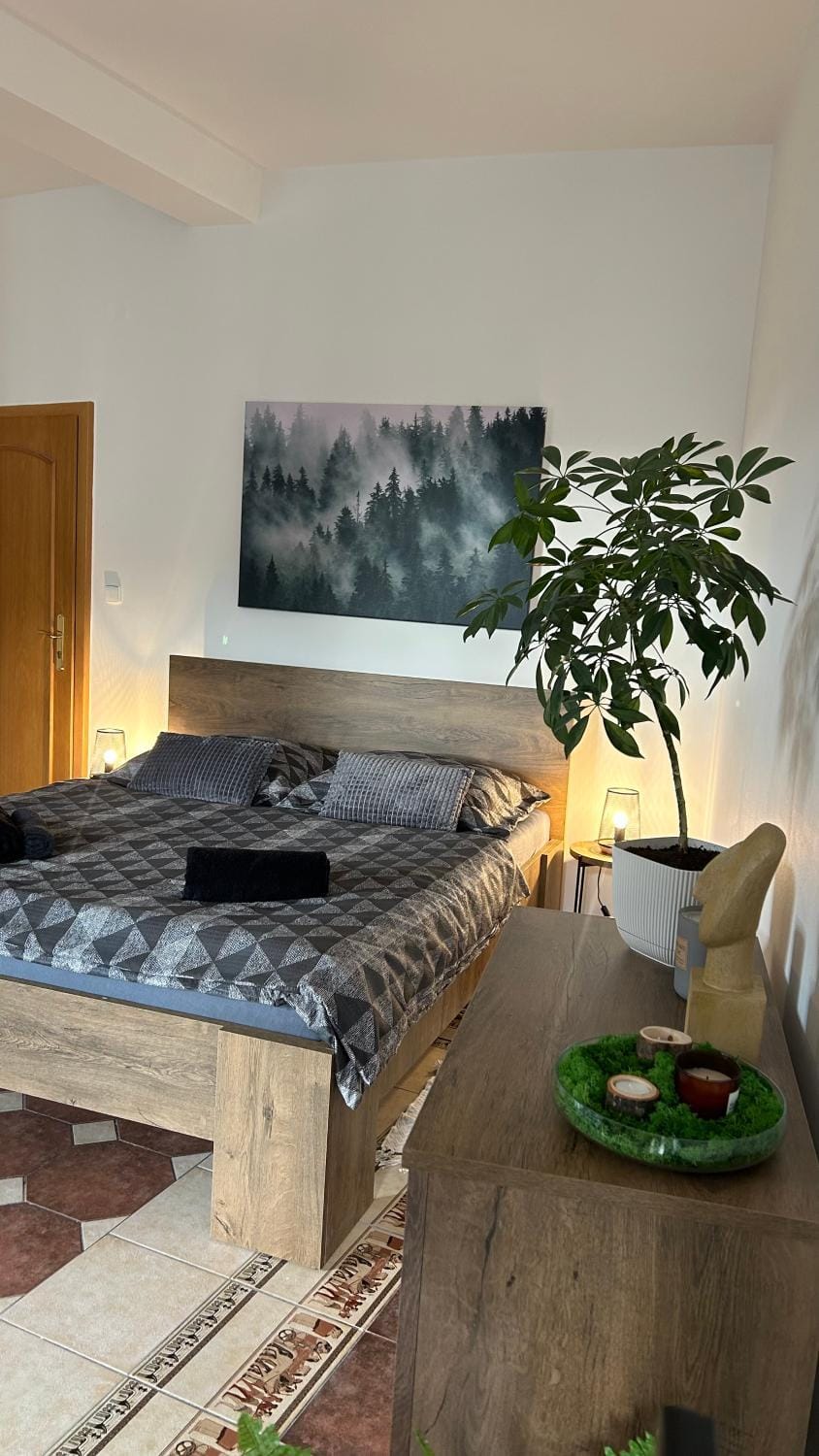 Bed, Bedroom