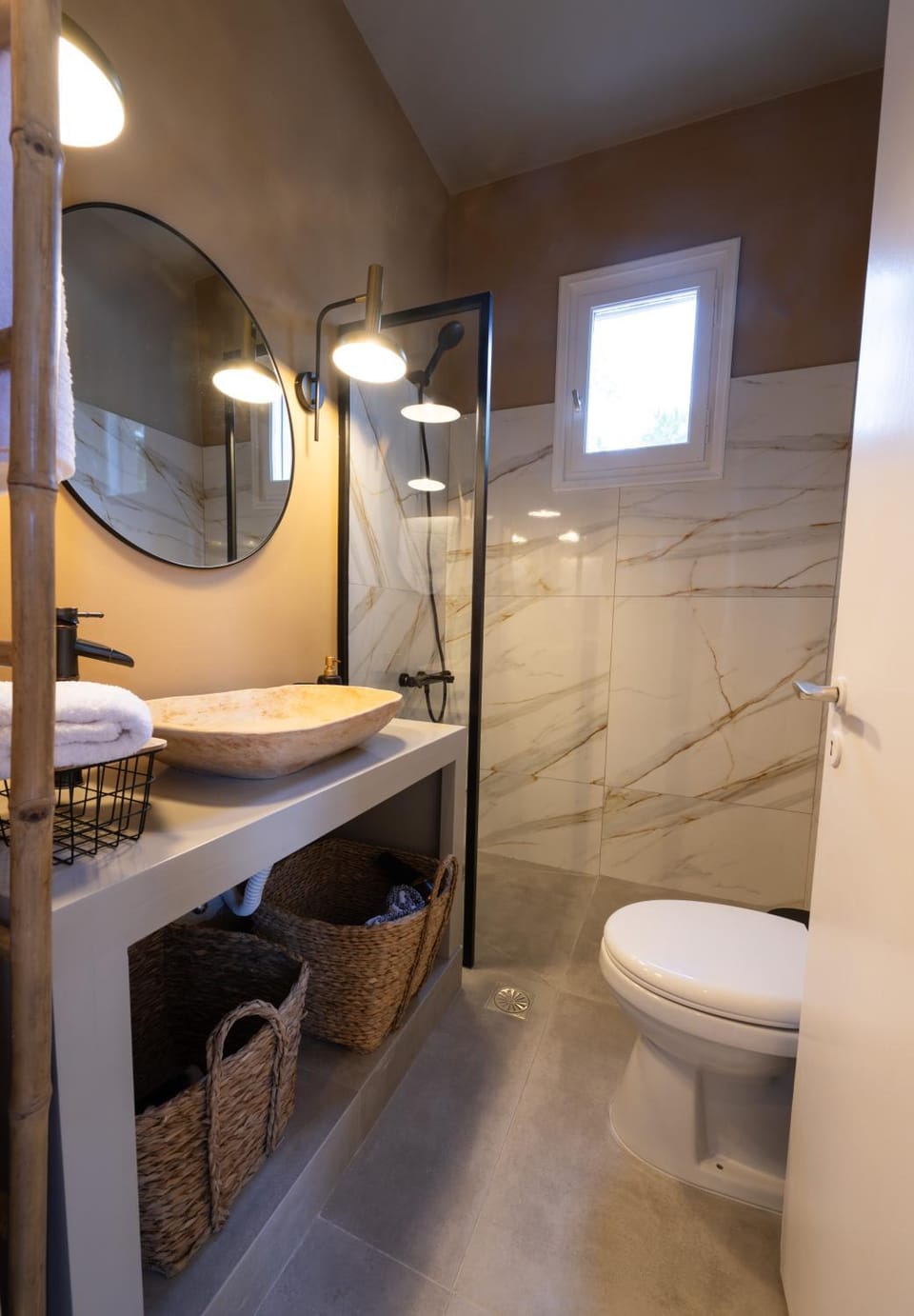 Shower, Toilet, Bathroom