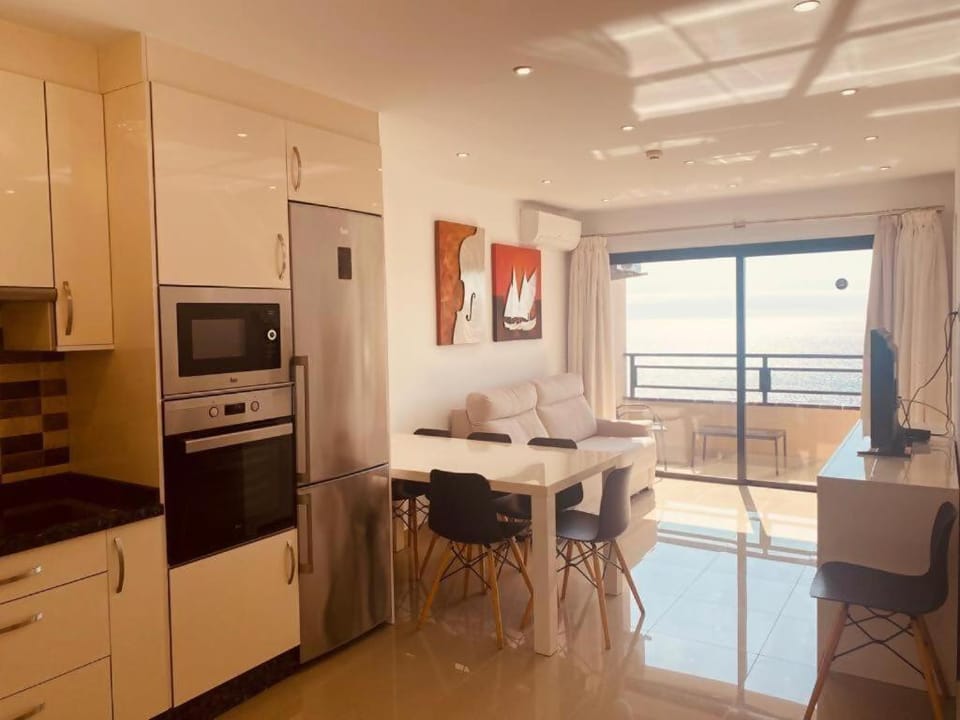 Kitchen or kitchenette, Living room, Dining area