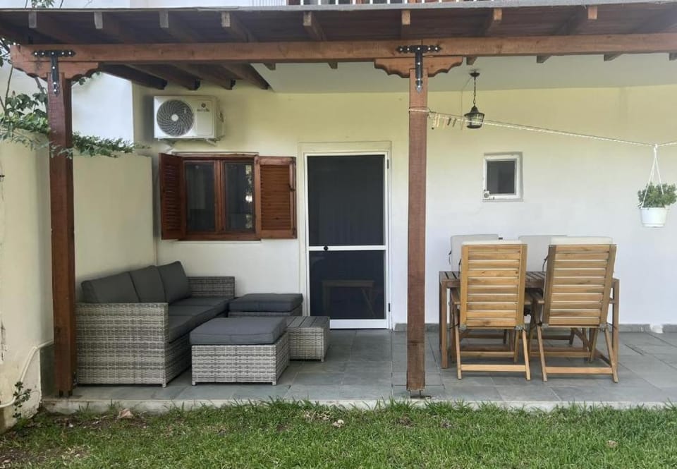 Property building, Garden, Seating area