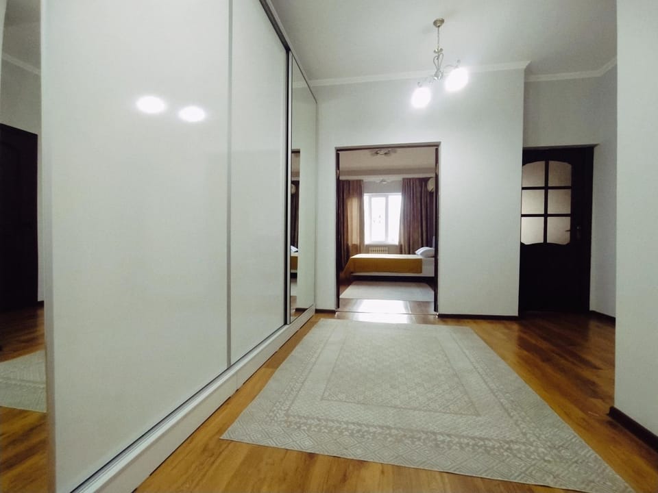 Photo of the whole room, wardrobe