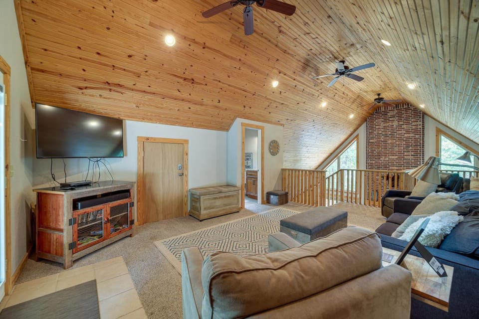 Boat Dock and Fire Pit Lakefront Paradise in Eucha! House in Lake O The Cherokees