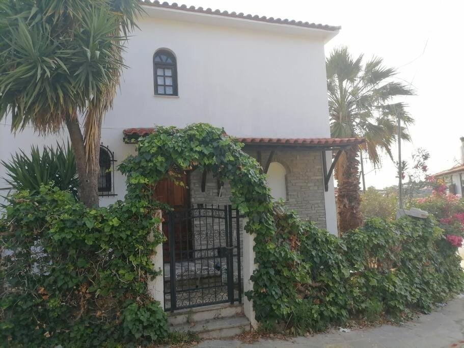 Pine & sea house House in Nikiti