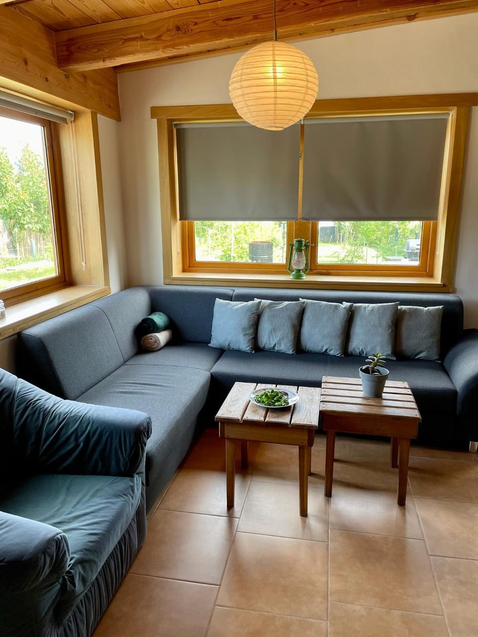 Living room, Garden view