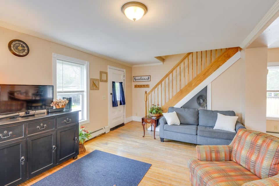 Pet-Friendly Claremont Vacation Rental! House in Vermont