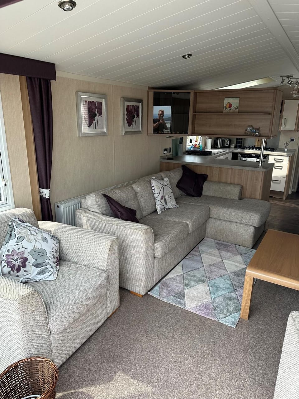 Sea Breeze Cabin Cabin in Poole