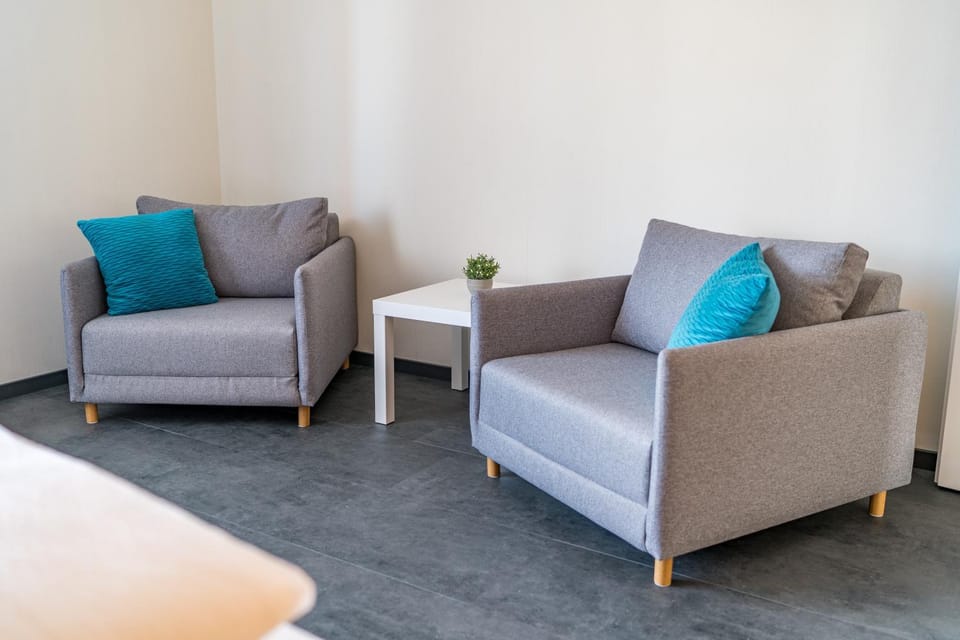 Seating area, Bedroom