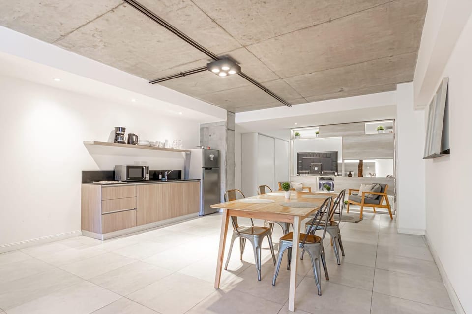 Kitchen or kitchenette, Dining area, stove