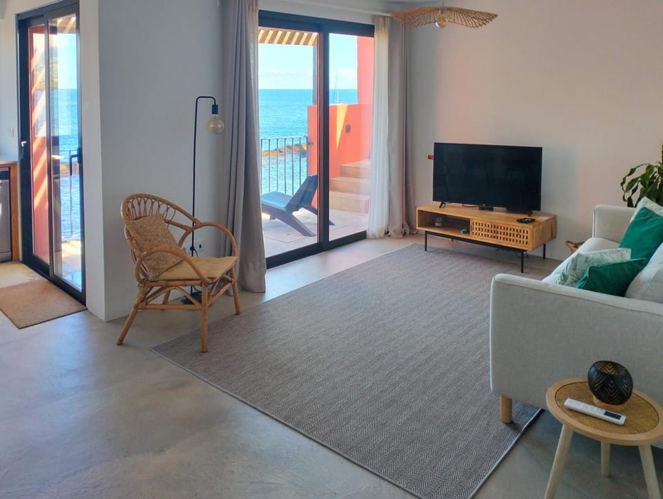 Balcony/Terrace, Living room, Sea view
