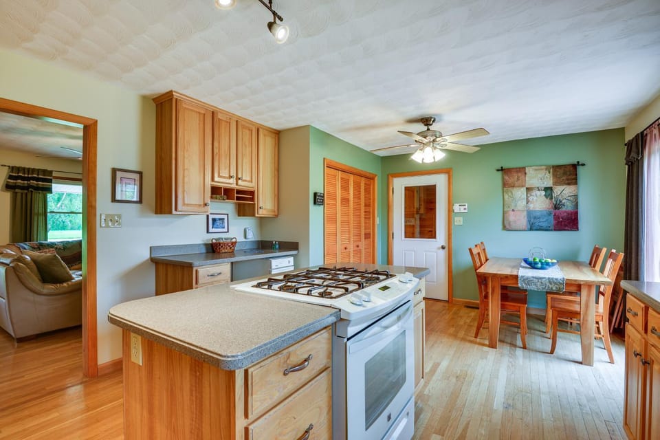 Spacious Lowville Retreat on 4 Private Acres! House in Adirondack Mountains
