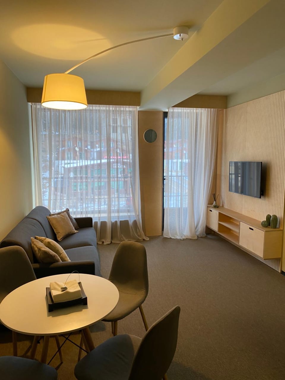 Communal lounge/ TV room, TV and multimedia, Seating area