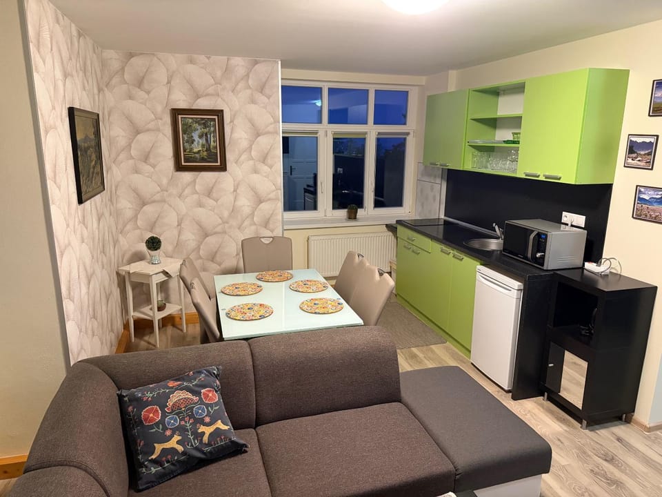 Kitchen or kitchenette, Living room, Dining area