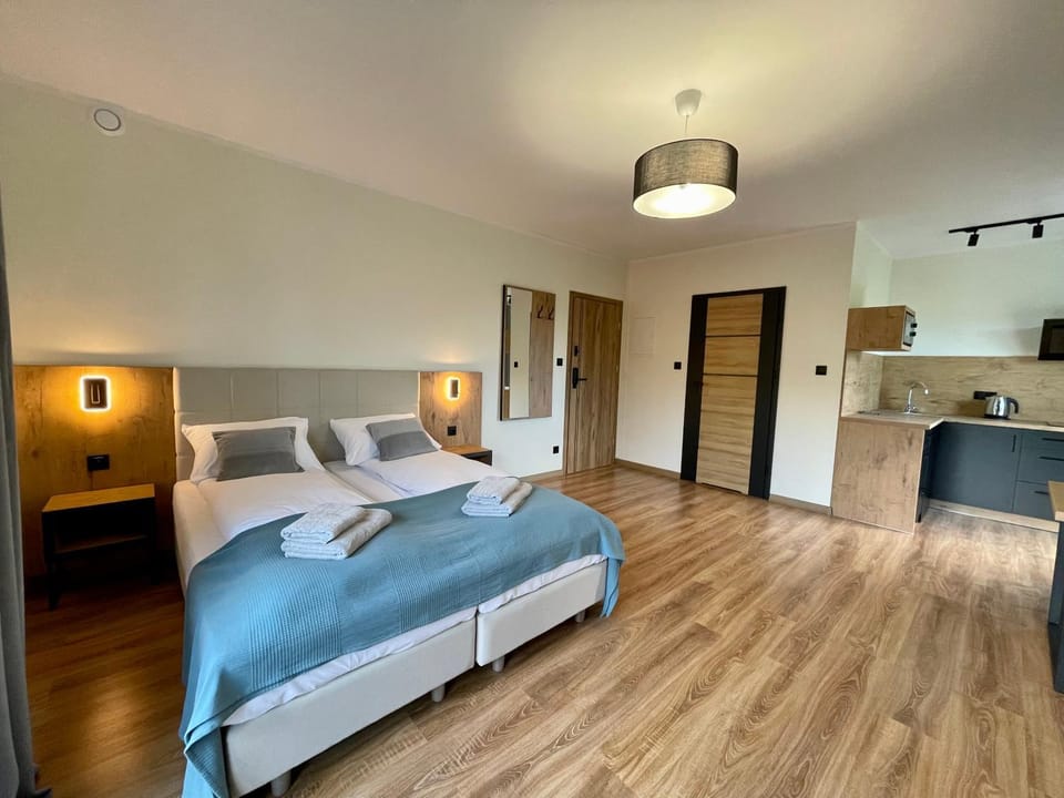 Bed, Living room, Photo of the whole room