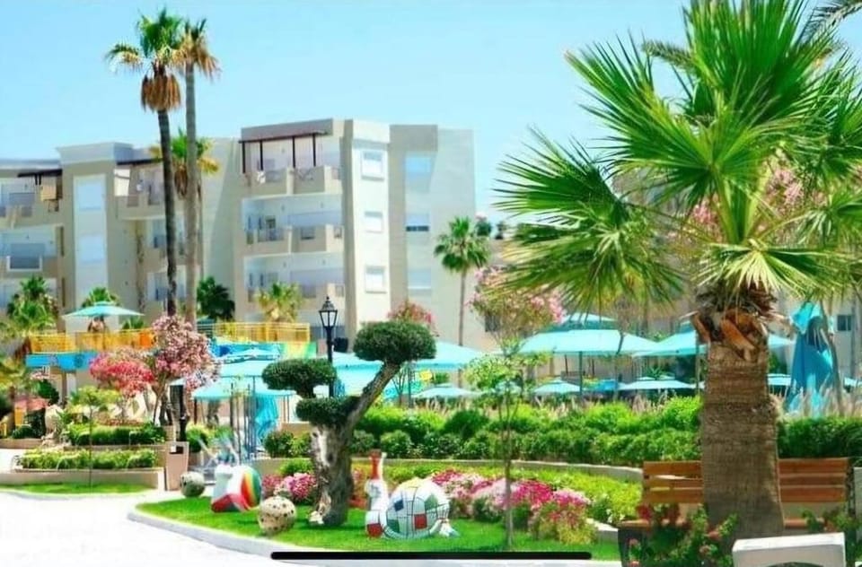 A Luxury 2BR with Big Pools Perfect for Family Summer Escape! Apartment in Tunisia