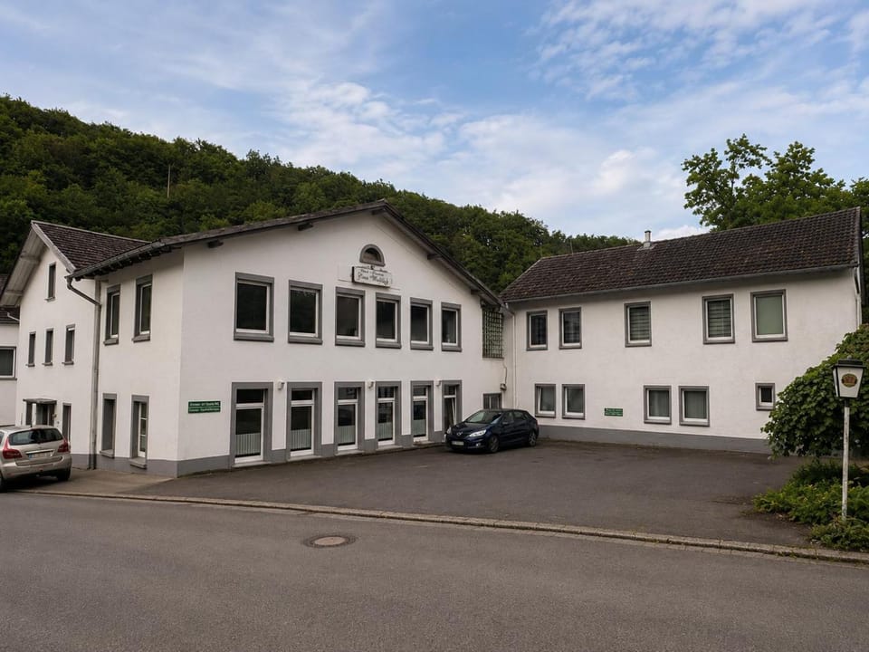 Property building, Day, Parking
