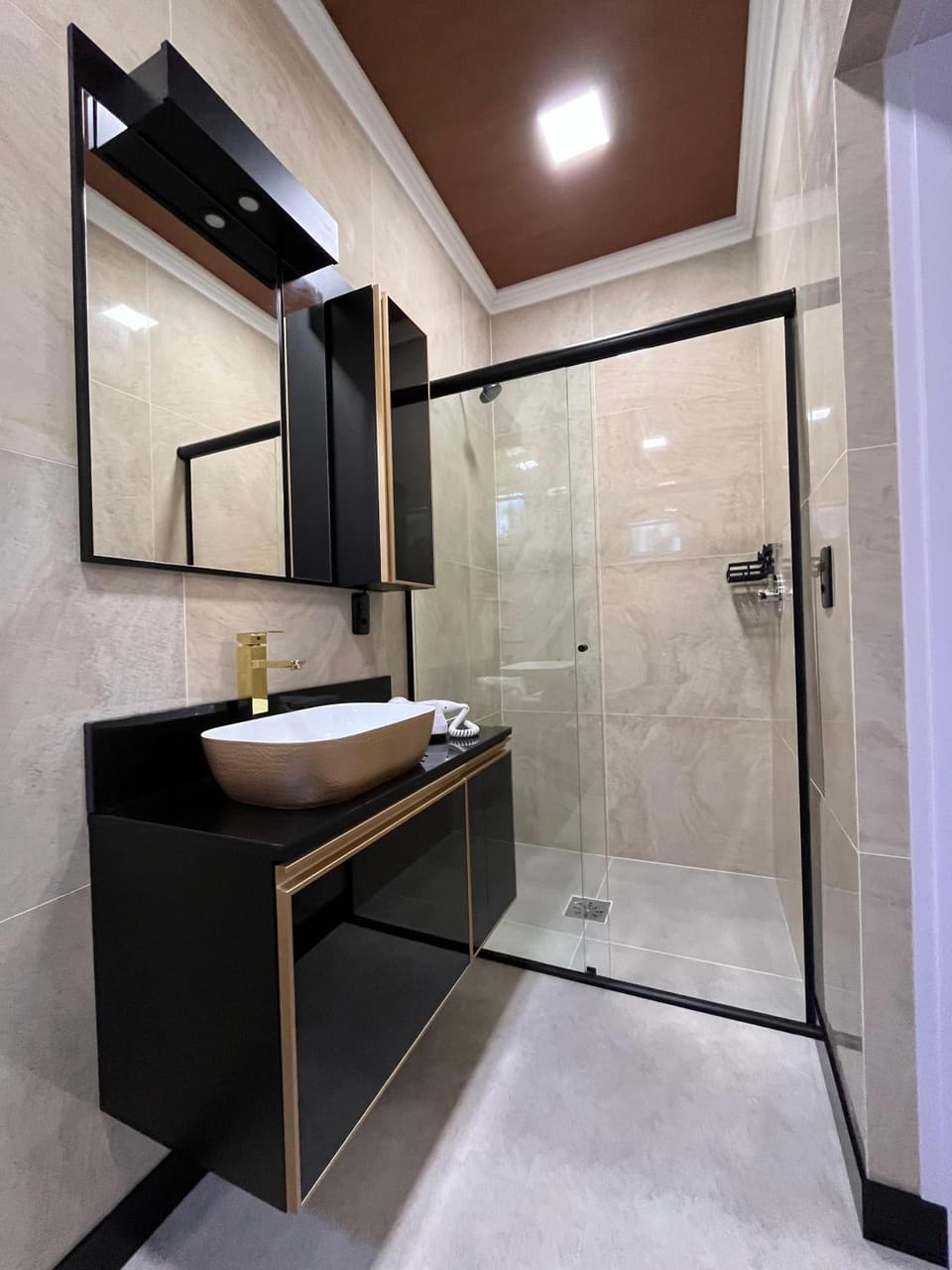 Shower, Bathroom