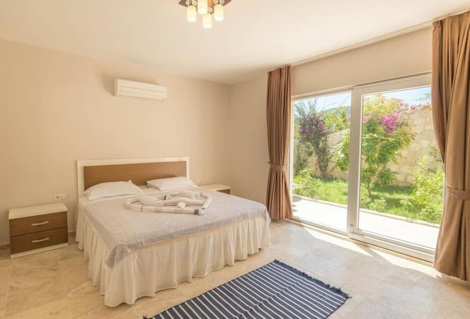 7 bedroom big villa for rent in kalkan Villa in Kalkan Belediyesi