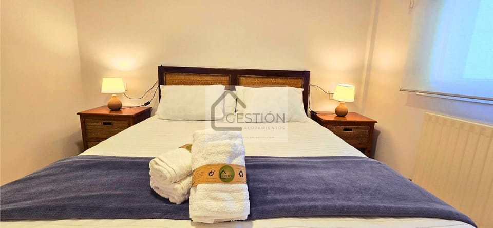 Bed, Photo of the whole room, Bedroom, heating, internet, towels