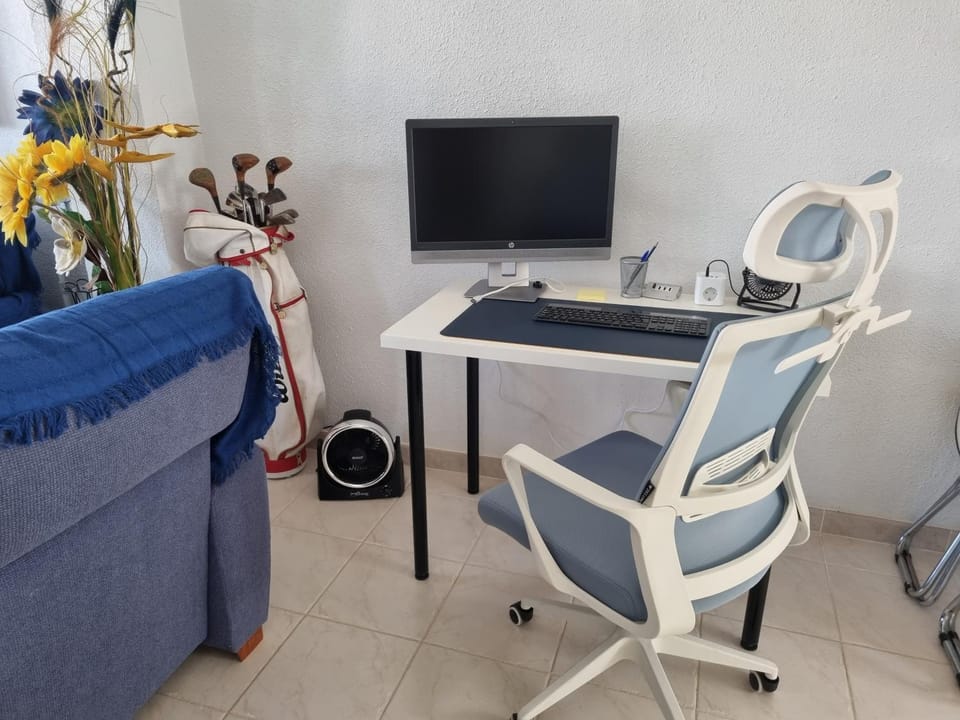 Apartamento a 4 minutos andando de la playa Apartment in Mil Palmeras