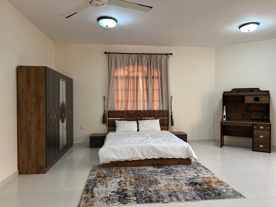 Bed, Library, Bedroom, wardrobe