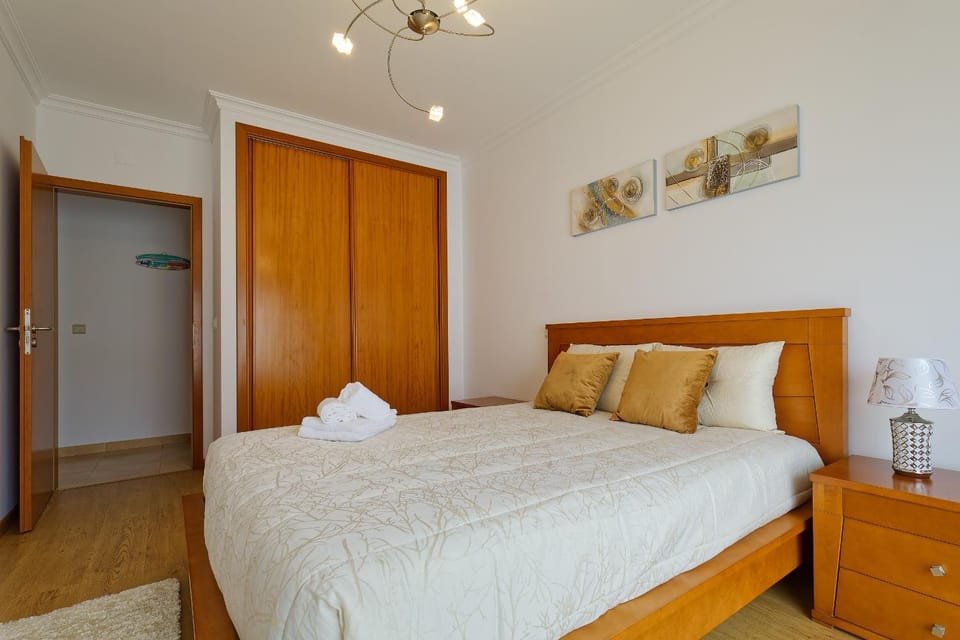 Alojamento Santo António II Apartment in Nazaré