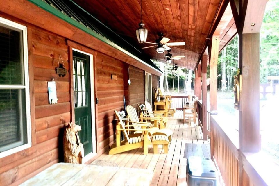 Patio, Dining area, fireplace