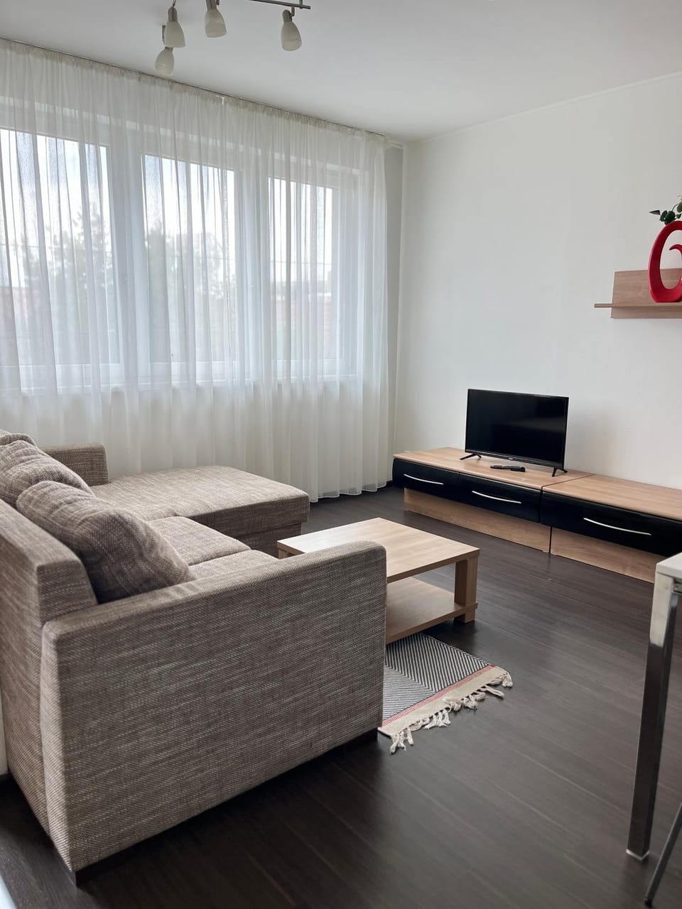 TV and multimedia, Living room, air conditioner