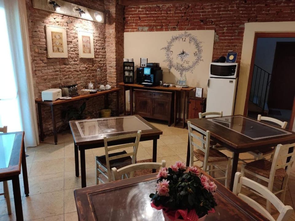 Lobby or reception, Seating area, Breakfast