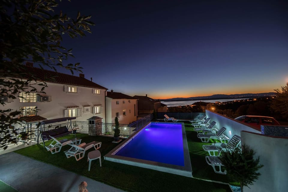 Pool view
