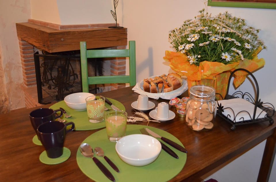 Kitchen or kitchenette, Food and drinks, Italian breakfast