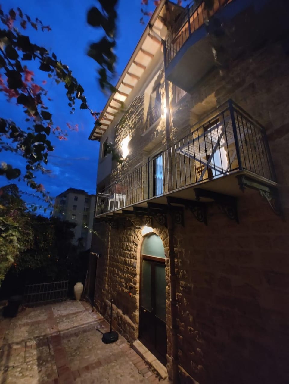 Property building, Balcony/Terrace