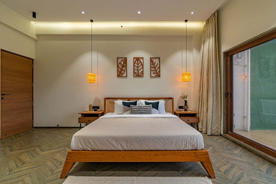 Bed, Photo of the whole room, Bedroom