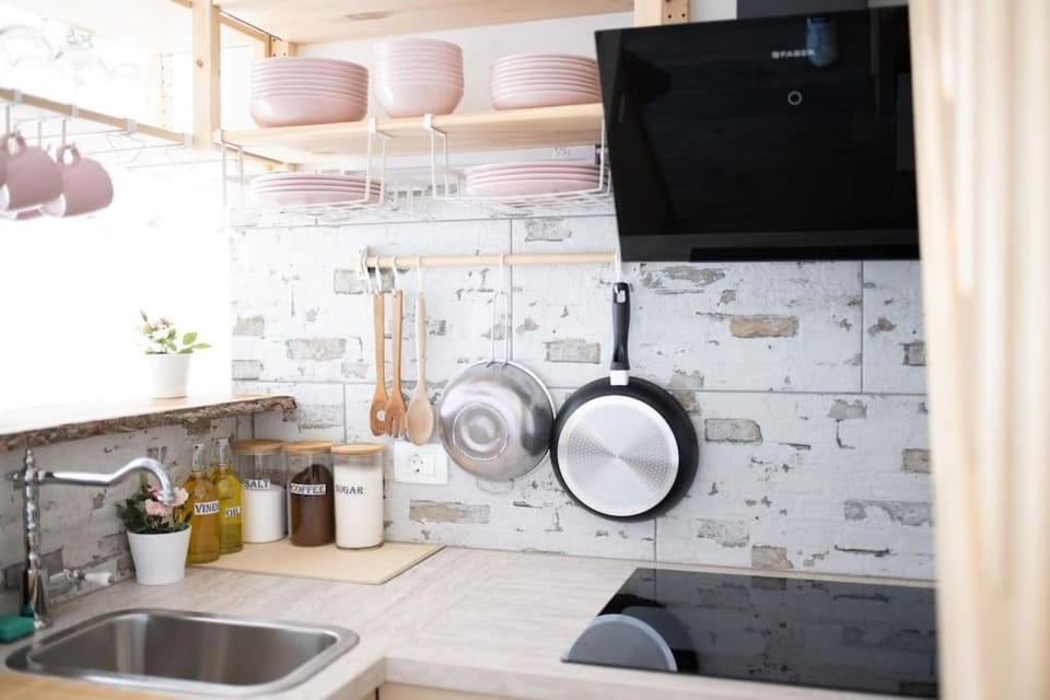 Kitchen or kitchenette, stove