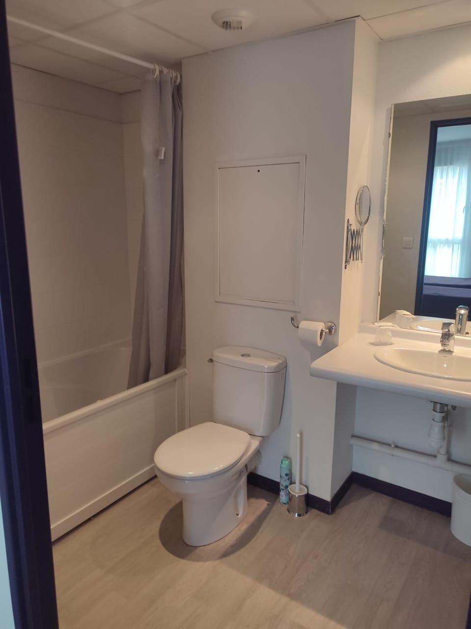 Toilet, Bathroom, Bath