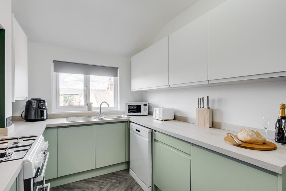 Coffee/tea facilities, Kitchen or kitchenette, dishwasher, minibar, pet friendly, stove, toaster