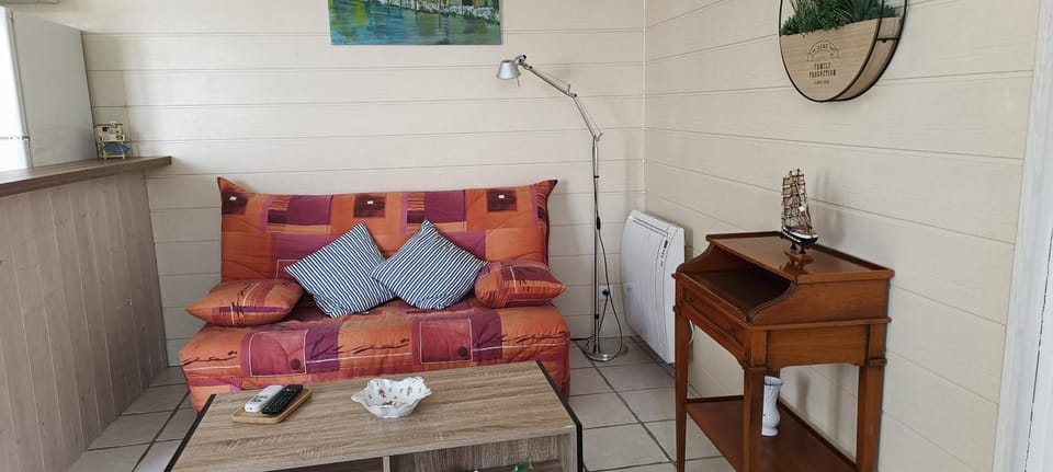 Charmante maisonnette proche plage House in Nouvelle-Aquitaine