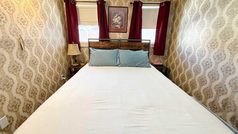 Cozy Condo In The Governor's Mansion Pets Okay House in Leadville