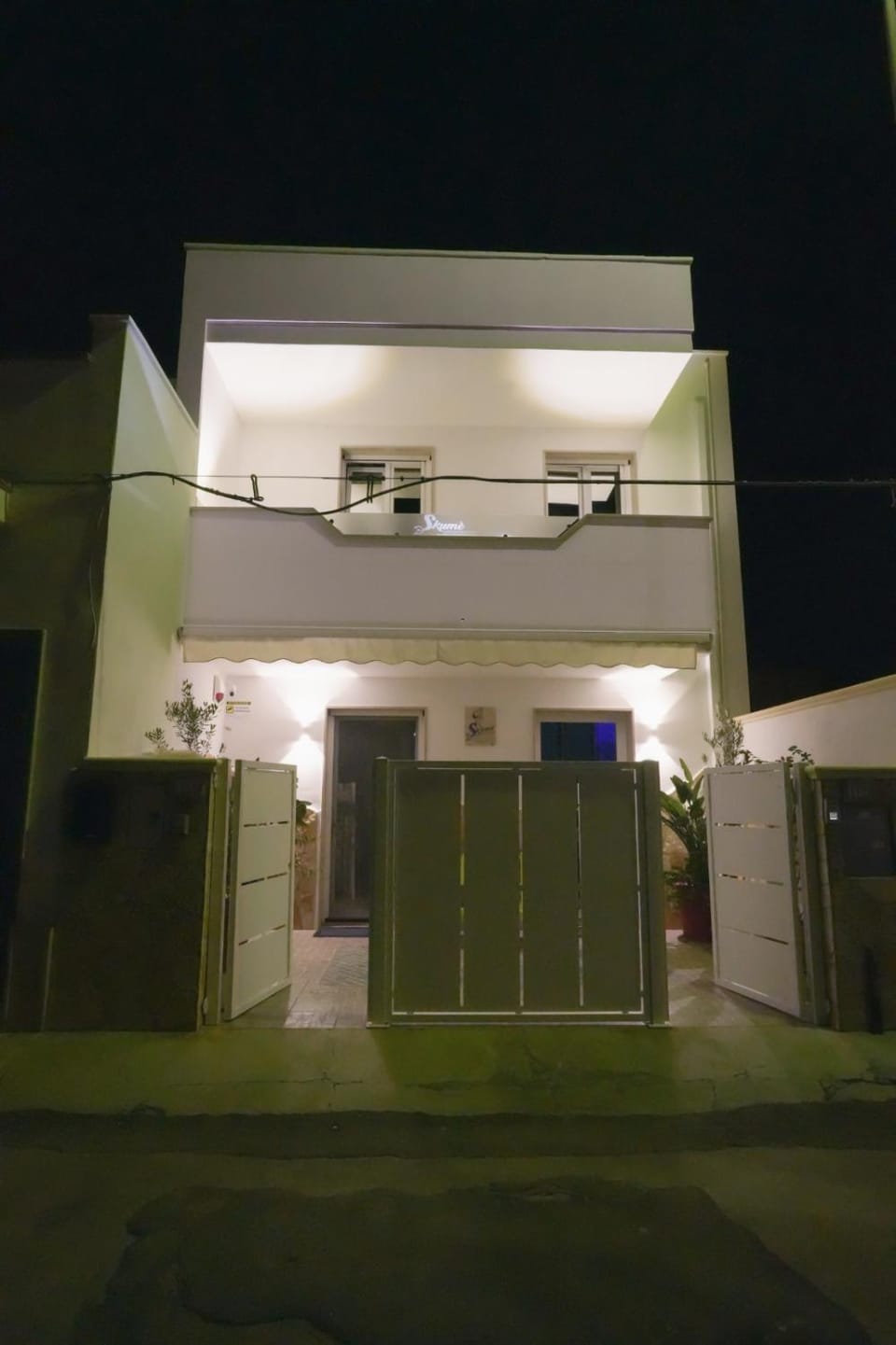 Property building, Night