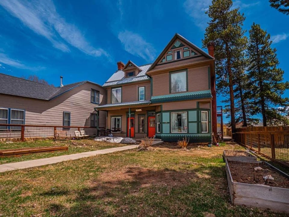 Governor's Mansion beautiful 3bd with pool table House in Leadville