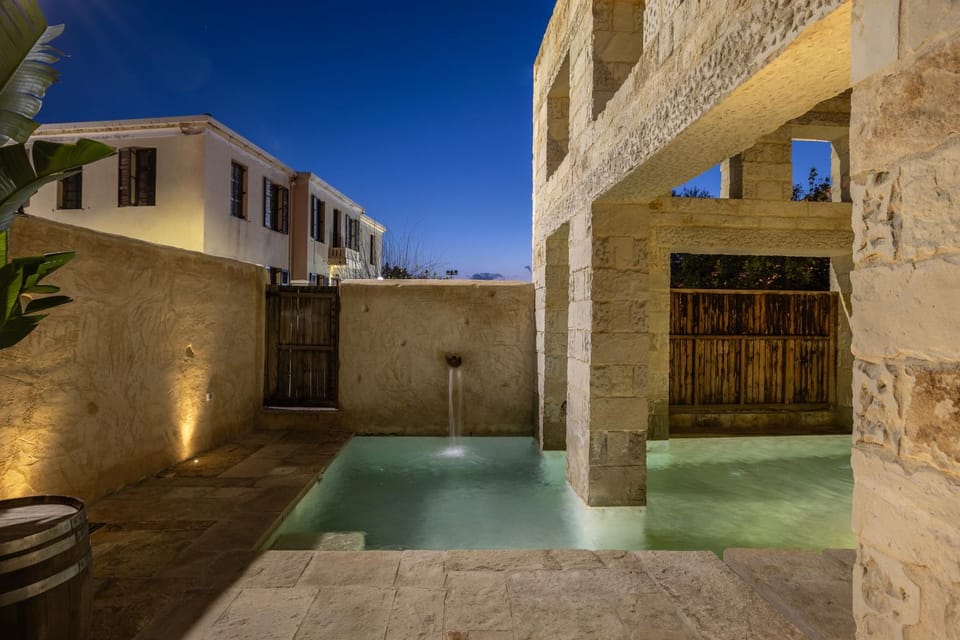 Property building, Swimming pool