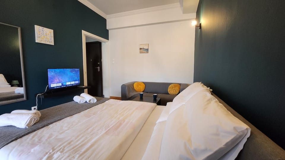 Communal lounge/ TV room, Bedroom